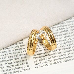 Julie Vos Madison Gold Small Hoop Earrings